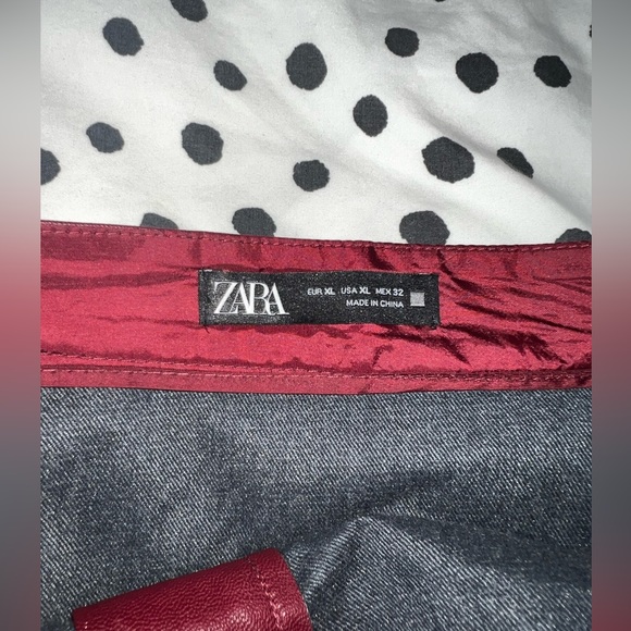 Zara XL Maroon/Red Leather Like Mini Skirt with gold buttons - Picture 5 of 11